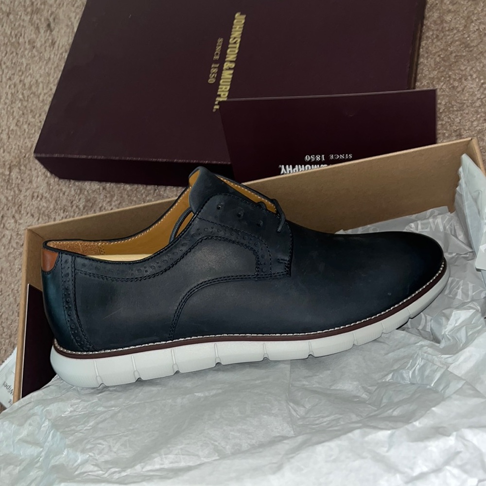Brand new Johnston and Murphy shoes